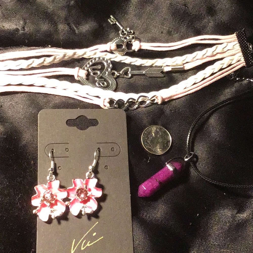 Vu “ Mix Bag Jewelry “